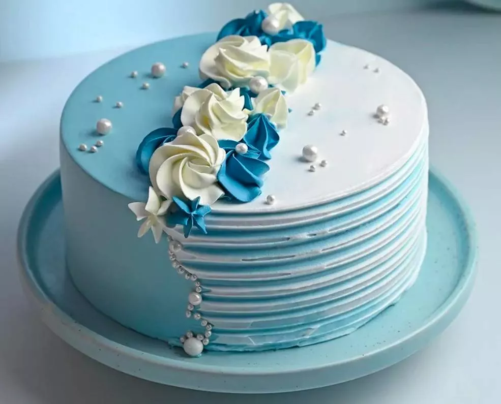 Blue Floral Delight Cake with exquisite icing design in Palwancha