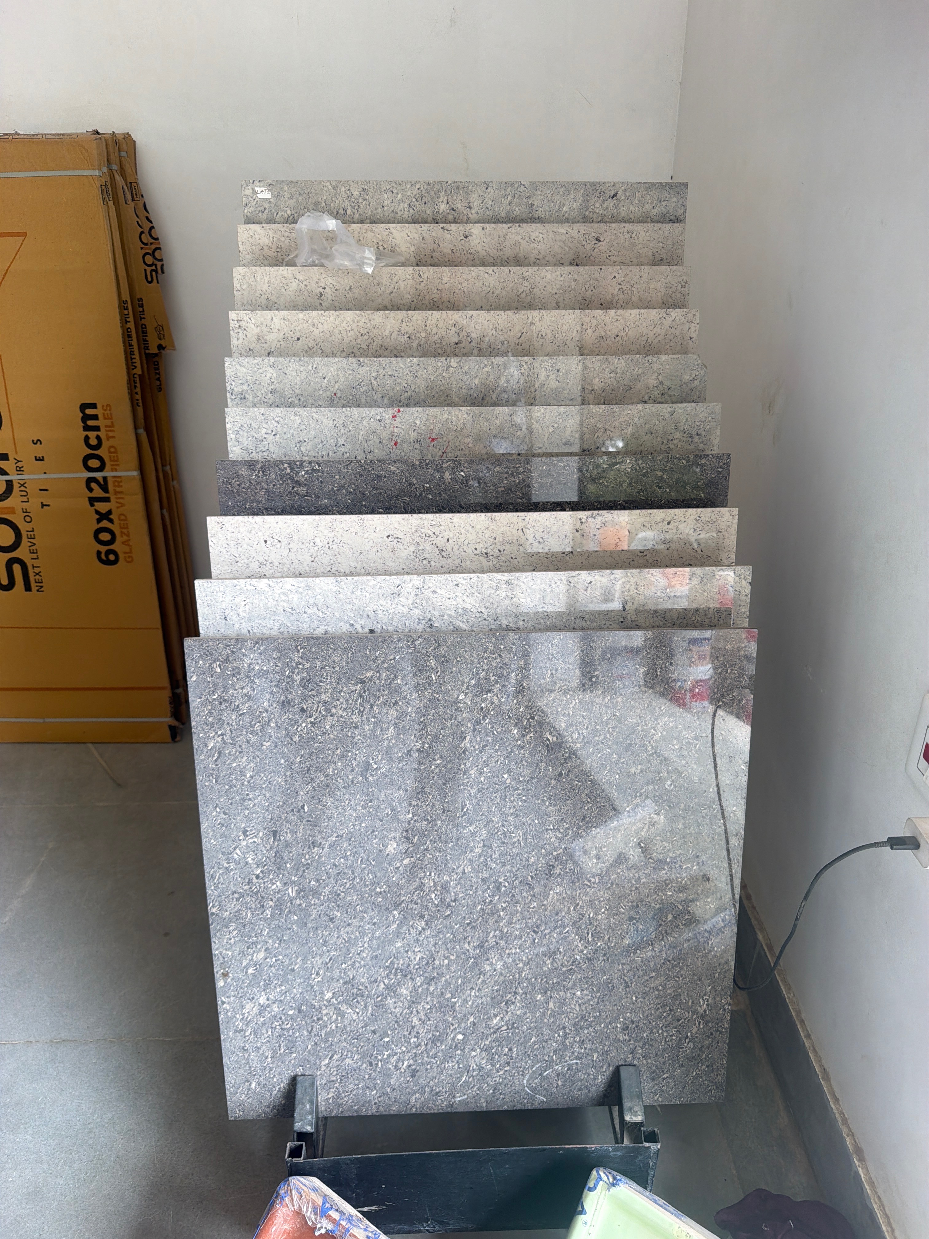 Durable Double Charge Tiles in JAHAZPUR, ideal for various applications