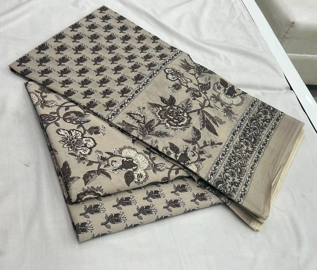 Stylish Bombey Print Suit displayed elegantly in Longowal, showcasing vibrant patterns and design. - Image 3
