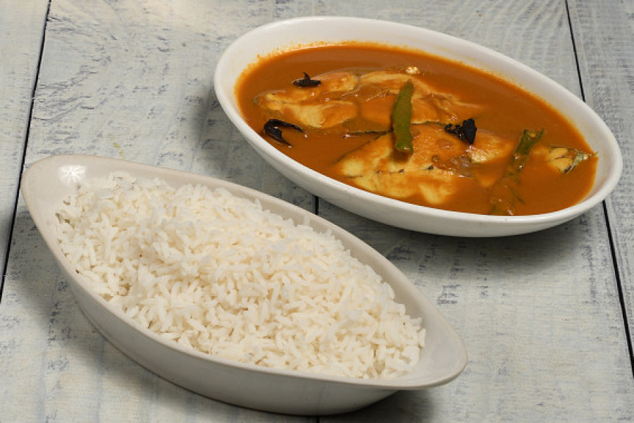 Kingfish Curry Rice-https://media.vyaparify.com/vcards/products/84393/thumb_2022_03_18_19_09_37_Kingfish_Curry_Rice.jpeg Image