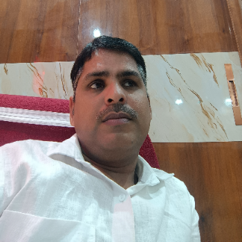 Clothes-https://media.vyaparify.com/vcards/products/98046/product_1733567790.png Image