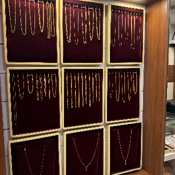 Gold-https://media.vyaparify.com/vcards/products/99508/product_1734091609.png Image