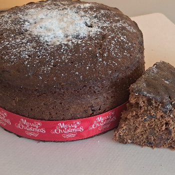 Euphoria Christmas plum Cake-https://media.vyaparify.com/vcards/products/99568/product_1734100552.png Image