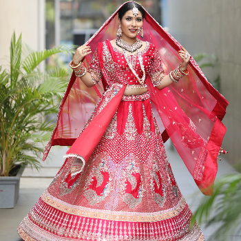 Lehanga available on rent KAKADIYA YASHKUMAR DILIPBHAI Shop No 65 Ganganagar Society 1 Near Vijay Raj Raw House Singapore Causeway Road Near Vijay Raj Circle, Surat Gujrat