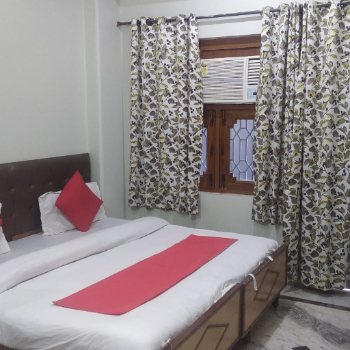 Hotel Rooms near Janam Bhumi Mathura HOTEL KMB HOTEL KMB, OPPOSITE SMART BAZAAR, DEEG GATE, Near Janam Bhumi, MATHURA