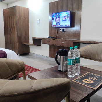 SUPER DELUXE AC ROOM HOTEL HILL VIEW HOTEL HILL VIEW OPPOSITE BUS STAND KATCHA TANK, NAHAN, Himachal Pradesh, 173001