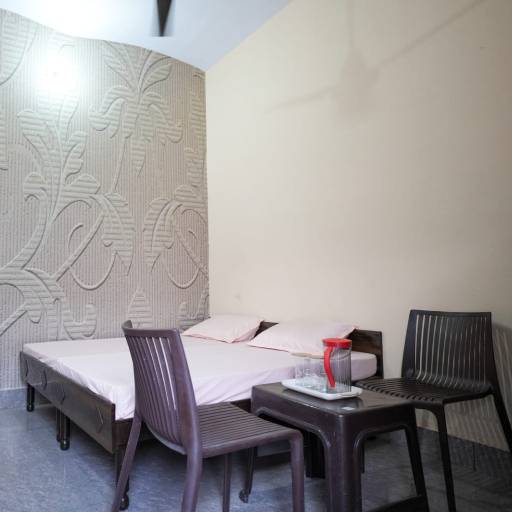 Luxury Stay Service in Suratgarh | Unrivaled Comfort at ROYAL GUEST HOUSE, SURATGARH