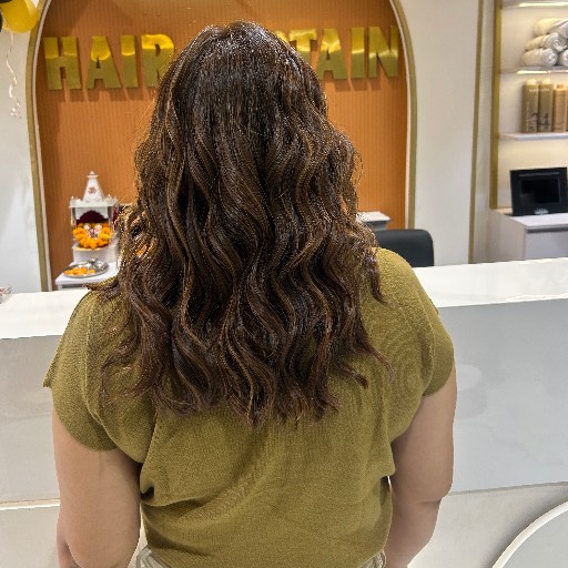 Global Hair Colour and Highlight in Sector 52 | Vibrant Personalized Look at HAIR CAPTAIN SALON, GURGAON