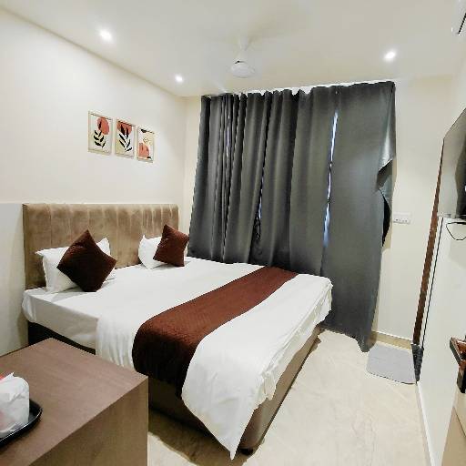 Deluxe City View Room in Varanasi | Comfort & Convenience